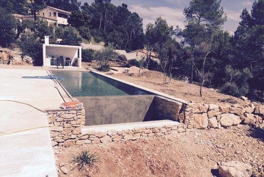 Constructeur piscine var