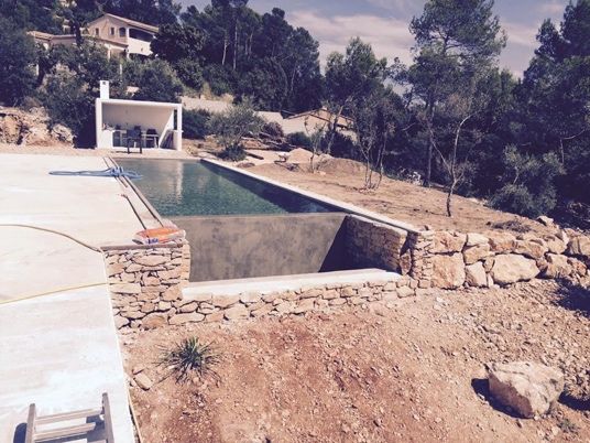 Constructeur piscine var