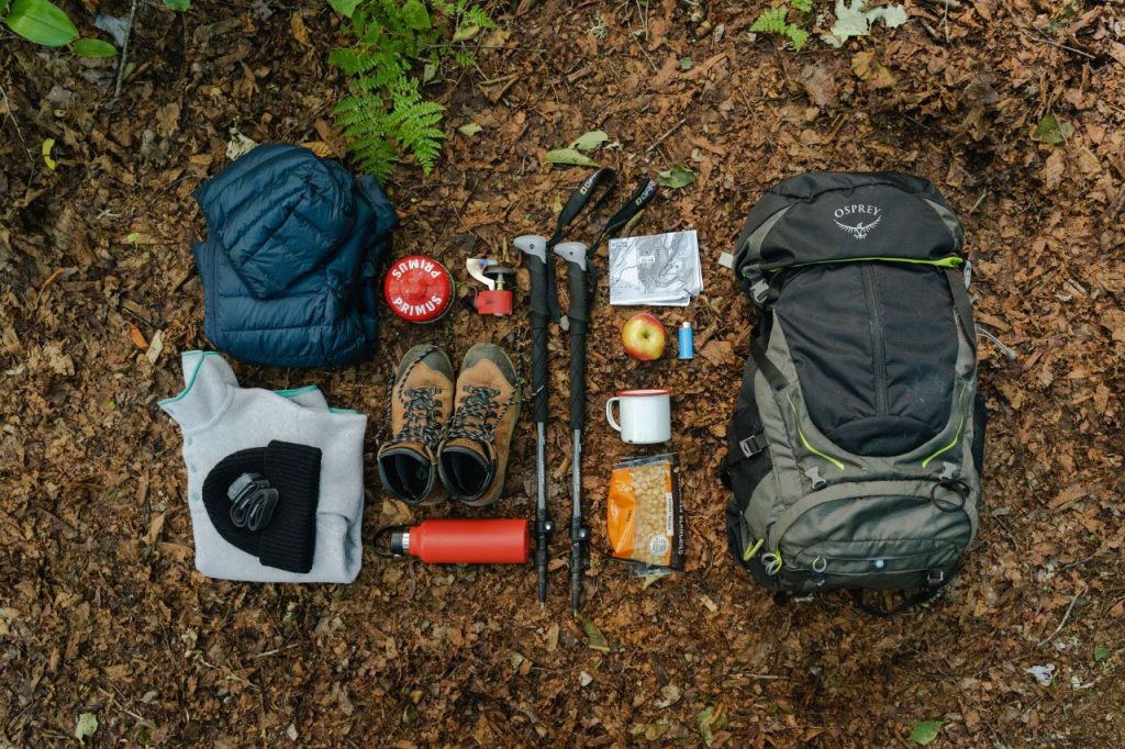découvrez nos conseils pratiques pour bien préparer un trek de plusieurs jours en montagne matériel essentiel, astuces d’itinéraire, alimentation, sécurité et organisation pour une aventure réussie.
